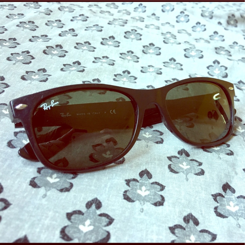 !!USED!! Black “NEW WAYFARER CLASSIC RB213”